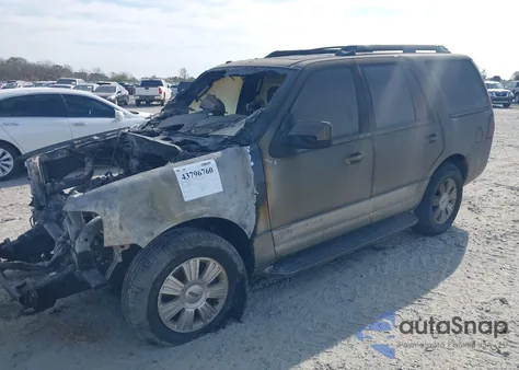 2008 Lincoln Navigator из США, поврежденный, VIN 5LMFU285X8LJ11846